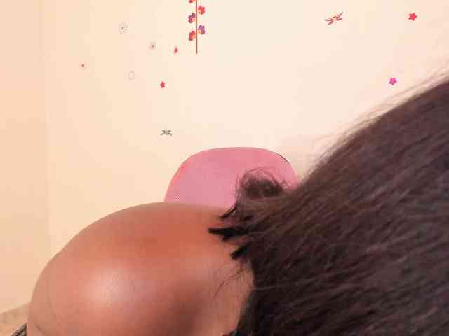 laylacarteer webcam