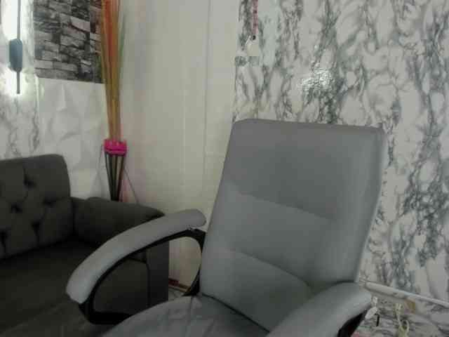 SaritaEvans webcam