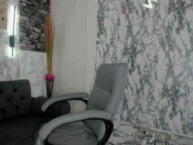 SaritaEvans webcam
