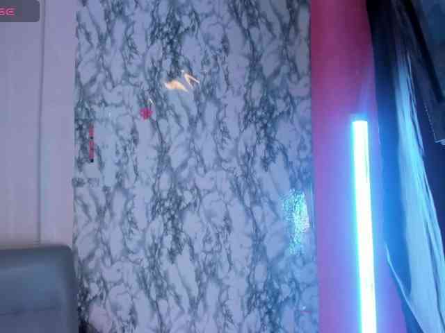 SaritaEvans webcam