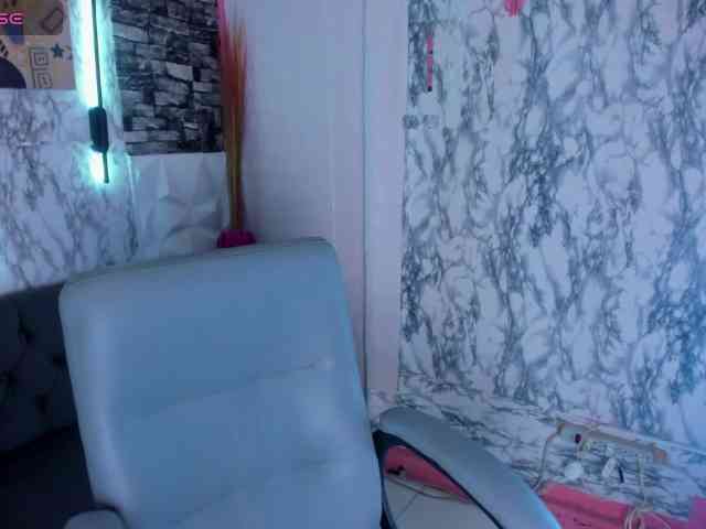 SaritaEvans webcam