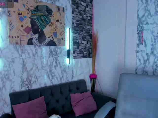 SaritaEvans webcam