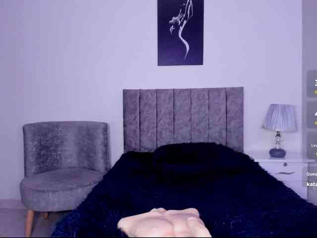 AgathaaHowland webcam