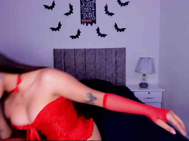 AgathaaHowland webcam