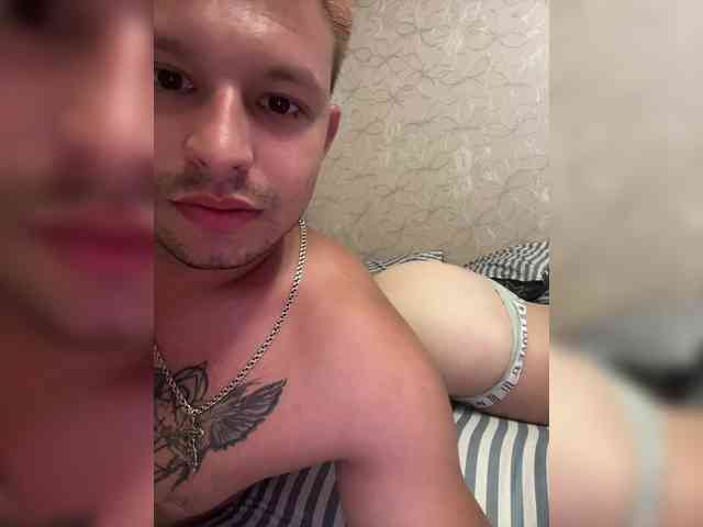 naked chat room Nut-and-bolt