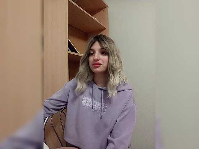 Sonyagasay's BongaCams show and profile