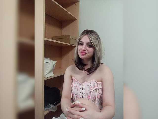 Sonyagasay's BongaCams show and profile