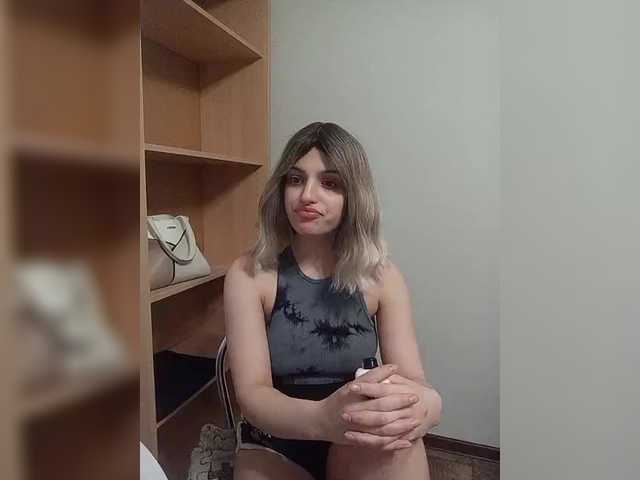 Sonyagasay's BongaCams show and profile