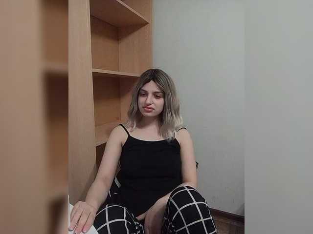 Sonyagasay's BongaCams show and profile