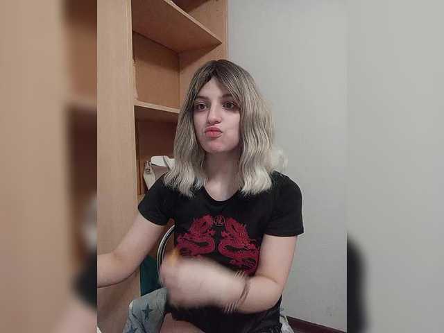 Sonyagasay's BongaCams show and profile