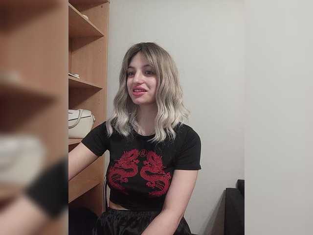 Sonyagasay's BongaCams show and profile