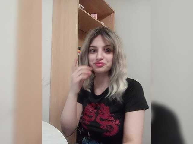 Sonyagasay's BongaCams show and profile