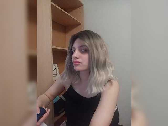 Sonyagasay's BongaCams show and profile