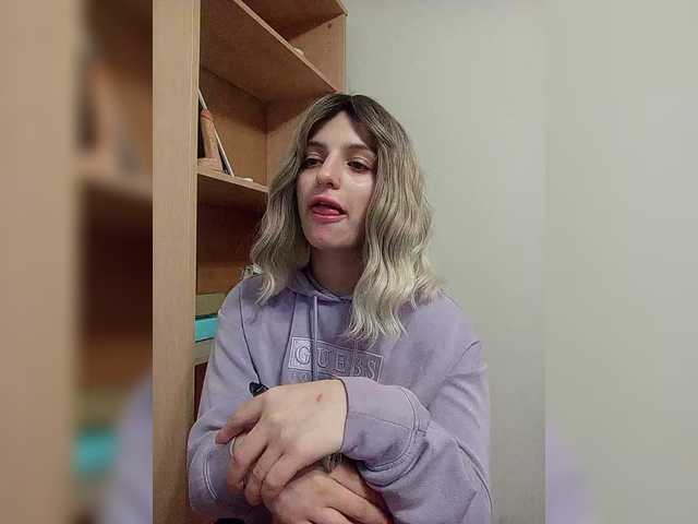 Sonyagasay's BongaCams show and profile