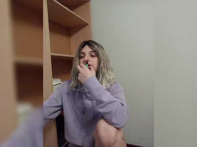 Sonyagasay's BongaCams show and profile