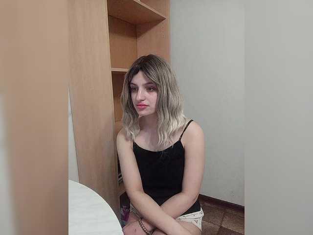 Sonyagasay's BongaCams show and profile