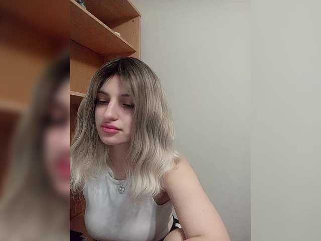 Sonyagasay's BongaCams show and profile