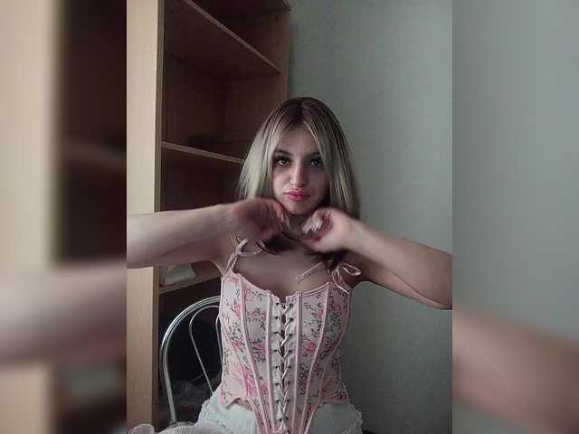 Sonyagasay's BongaCams show and profile