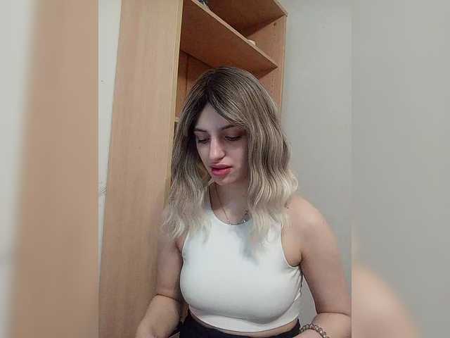 Sonyagasay's BongaCams show and profile