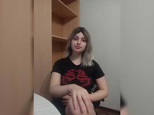 Sonyagasay's BongaCams show and profile