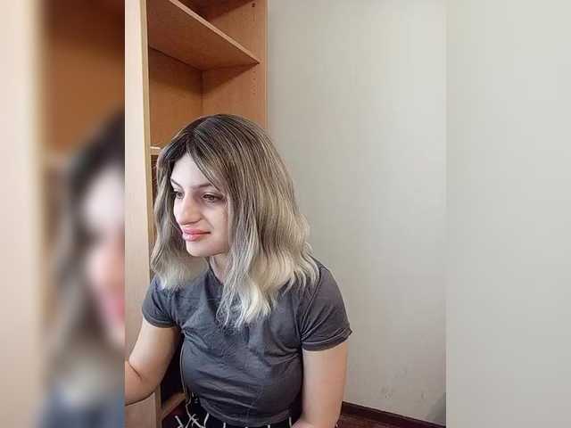 Sonyagasay's BongaCams show and profile