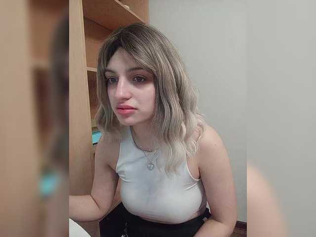 Sonyagasay's BongaCams show and profile