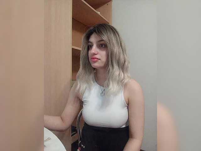 Sonyagasay's BongaCams show and profile