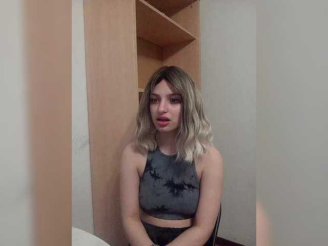 Sonyagasay's BongaCams show and profile