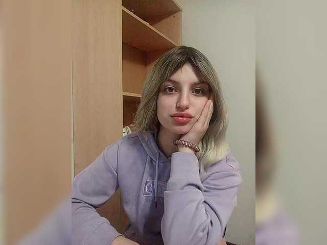 Sonyagasay's BongaCams show and profile