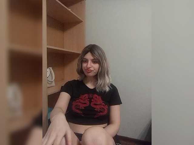 Sonyagasay's BongaCams show and profile
