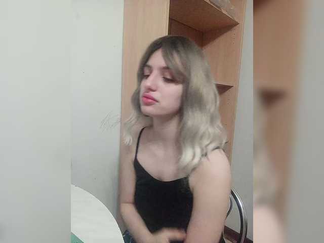 Sonyagasay's BongaCams show and profile