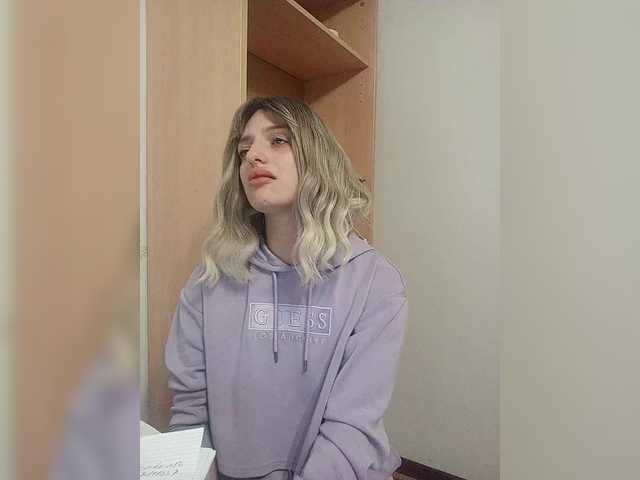 Sonyagasay's BongaCams show and profile