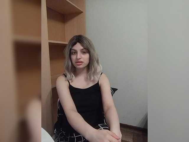 Sonyagasay's BongaCams show and profile