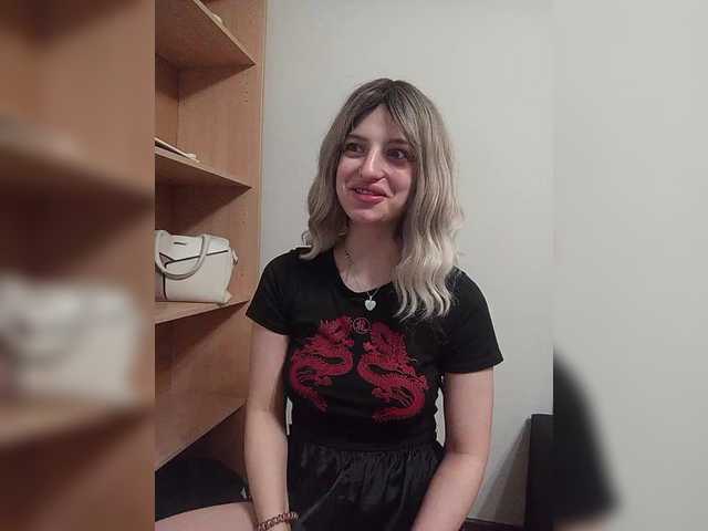 Sonyagasay's BongaCams show and profile