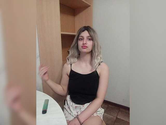 Sonyagasay's BongaCams show and profile