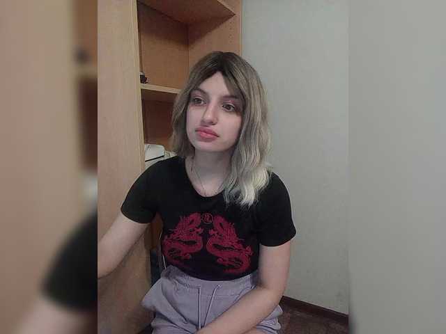 Sonyagasay's BongaCams show and profile