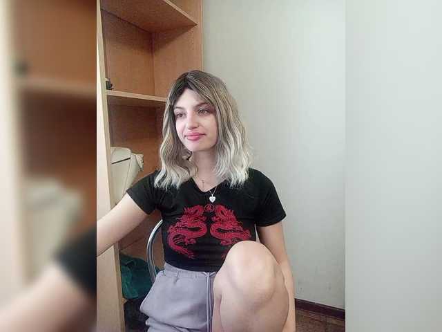 Sonyagasay's BongaCams show and profile