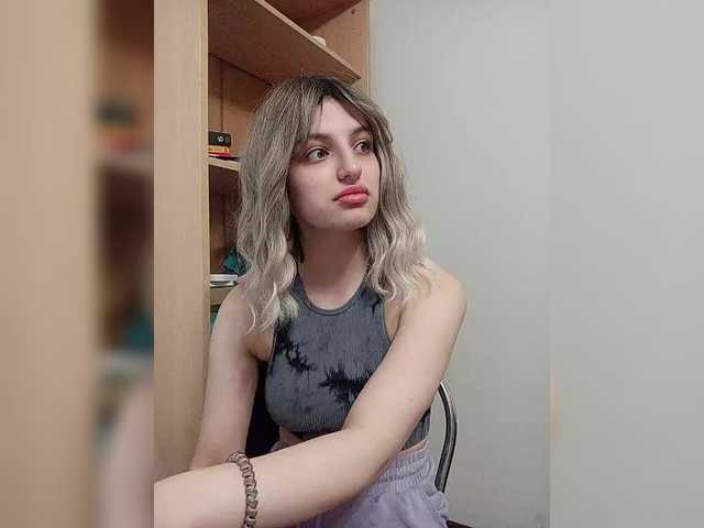 Sonyagasay's BongaCams show and profile