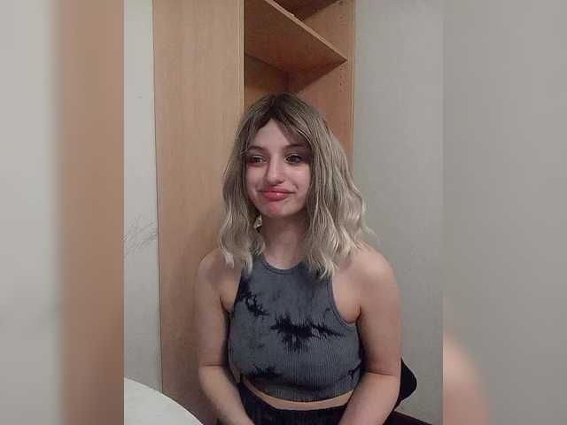 Sonyagasay's BongaCams show and profile