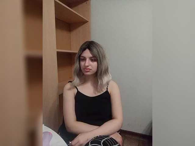 Sonyagasay's BongaCams show and profile