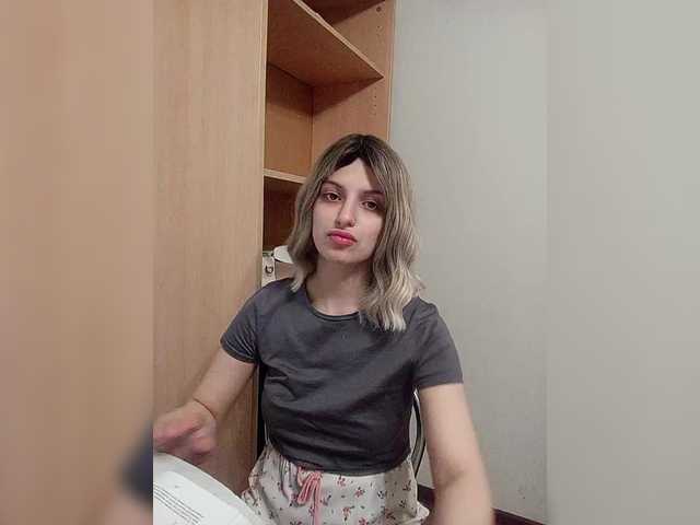 Sonyagasay's BongaCams show and profile