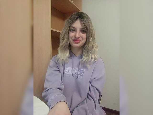 Sonyagasay's BongaCams show and profile