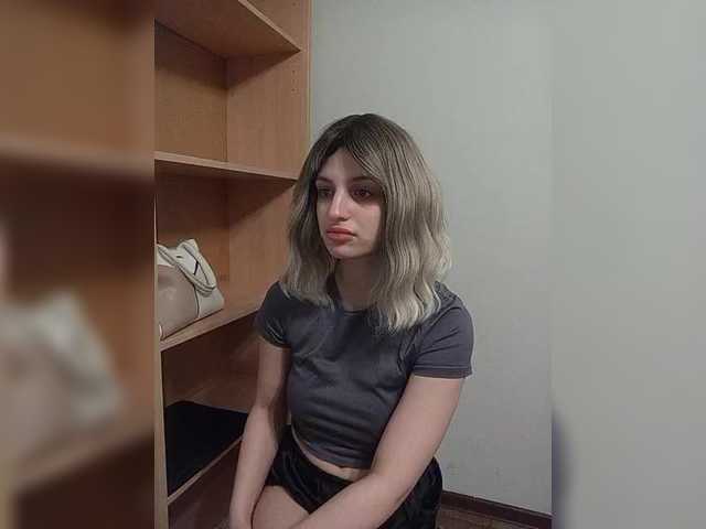 Sonyagasay's BongaCams show and profile