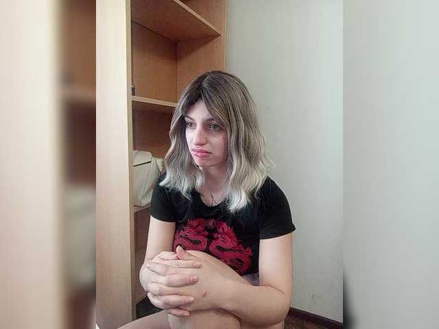 Sonyagasay's BongaCams show and profile