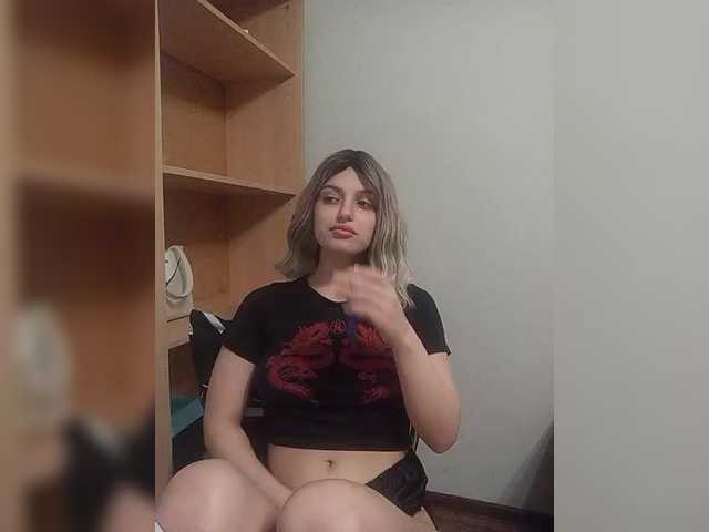 Sonyagasay's BongaCams show and profile