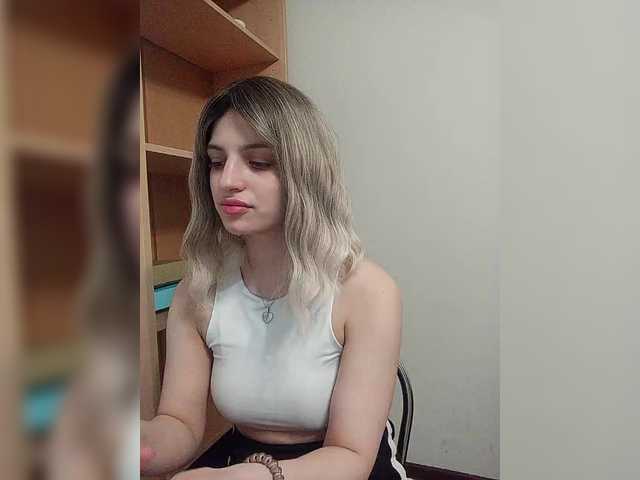 Sonyagasay's BongaCams show and profile