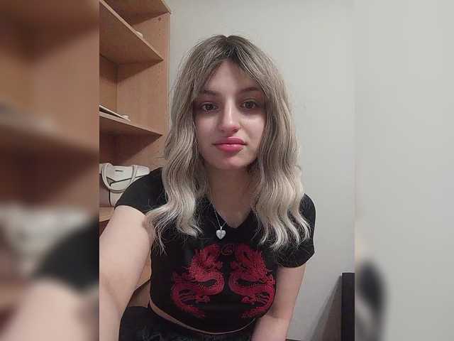 Sonyagasay's BongaCams show and profile