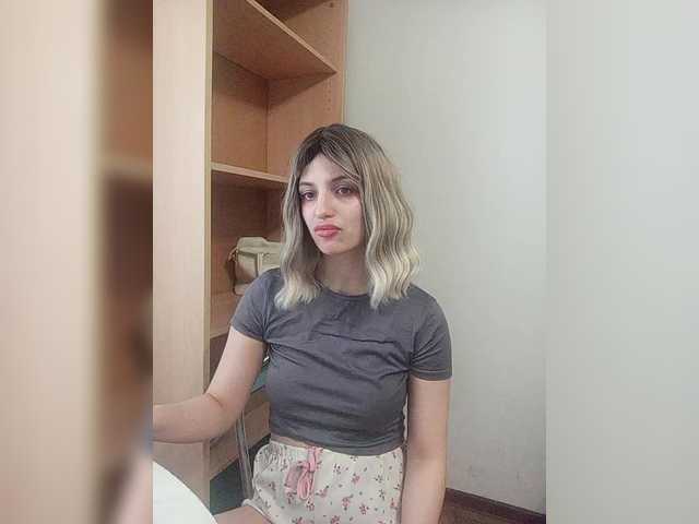 Sonyagasay's BongaCams show and profile