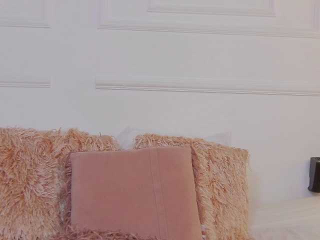 CharlotteDilucca's BongaCams show and profile