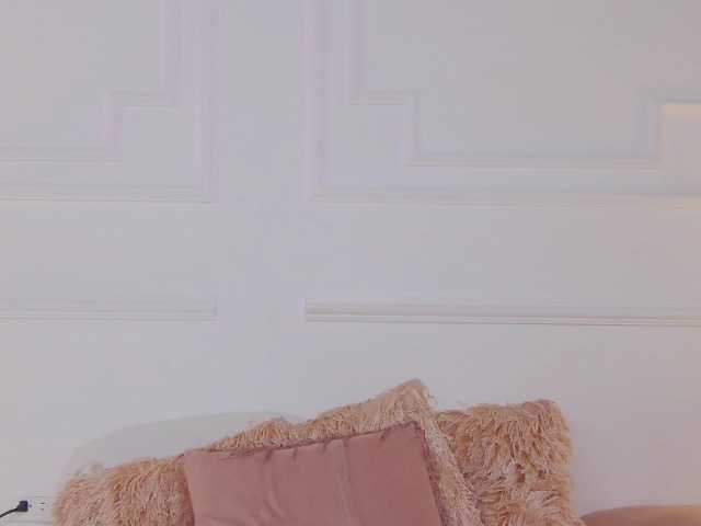 CharlotteDilucca's BongaCams show and profile